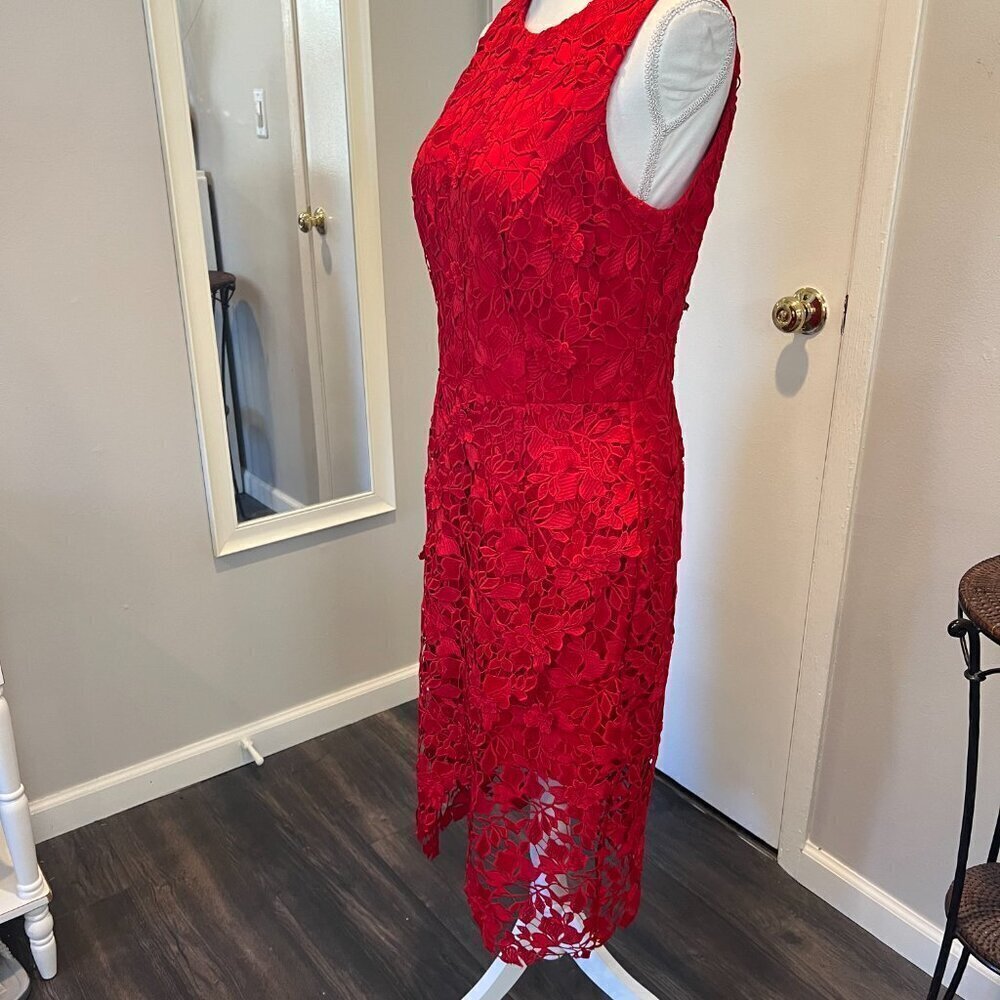 Betsy & Adam Red Crochet Lace Tulip Illusion Hem Cocktail Dress, Size 12 - Picture 6 of 16